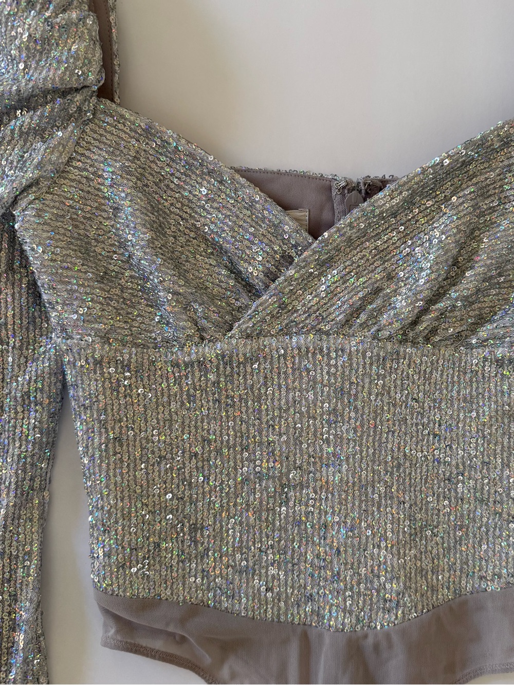 House of CB Julissa Silver Sequin Bodysuit Puff Sleeve XS NWT - Picture 7 of 8